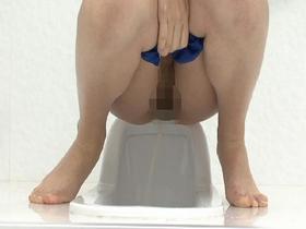 和式便器美脚跨り放尿　サンプル画像11